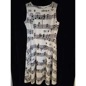 Fit & Flare Black & White Music Notes Opera Concert Dress SZ M New Blum fashion